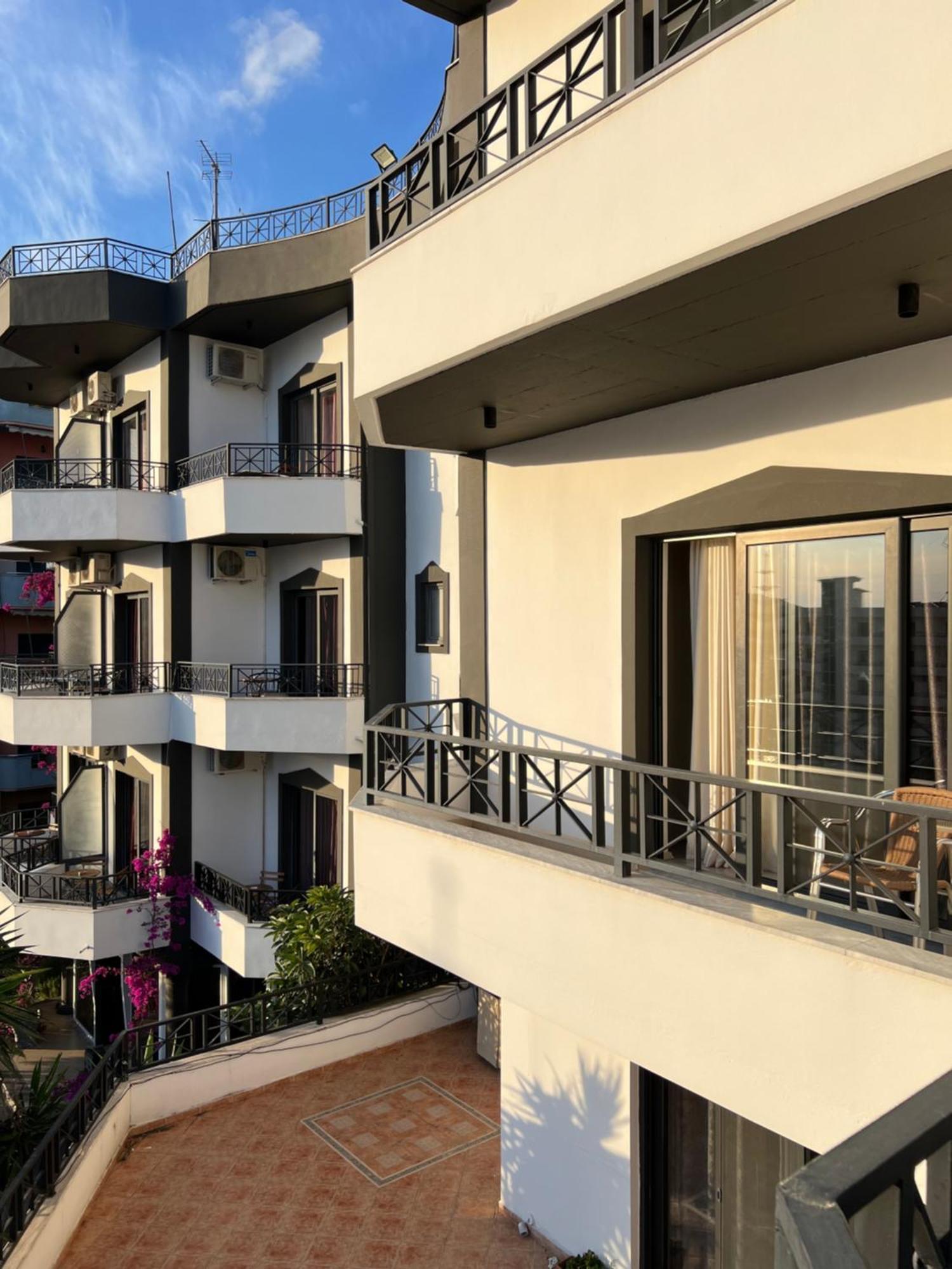 Privé City Hotel Sarandë Exterior foto