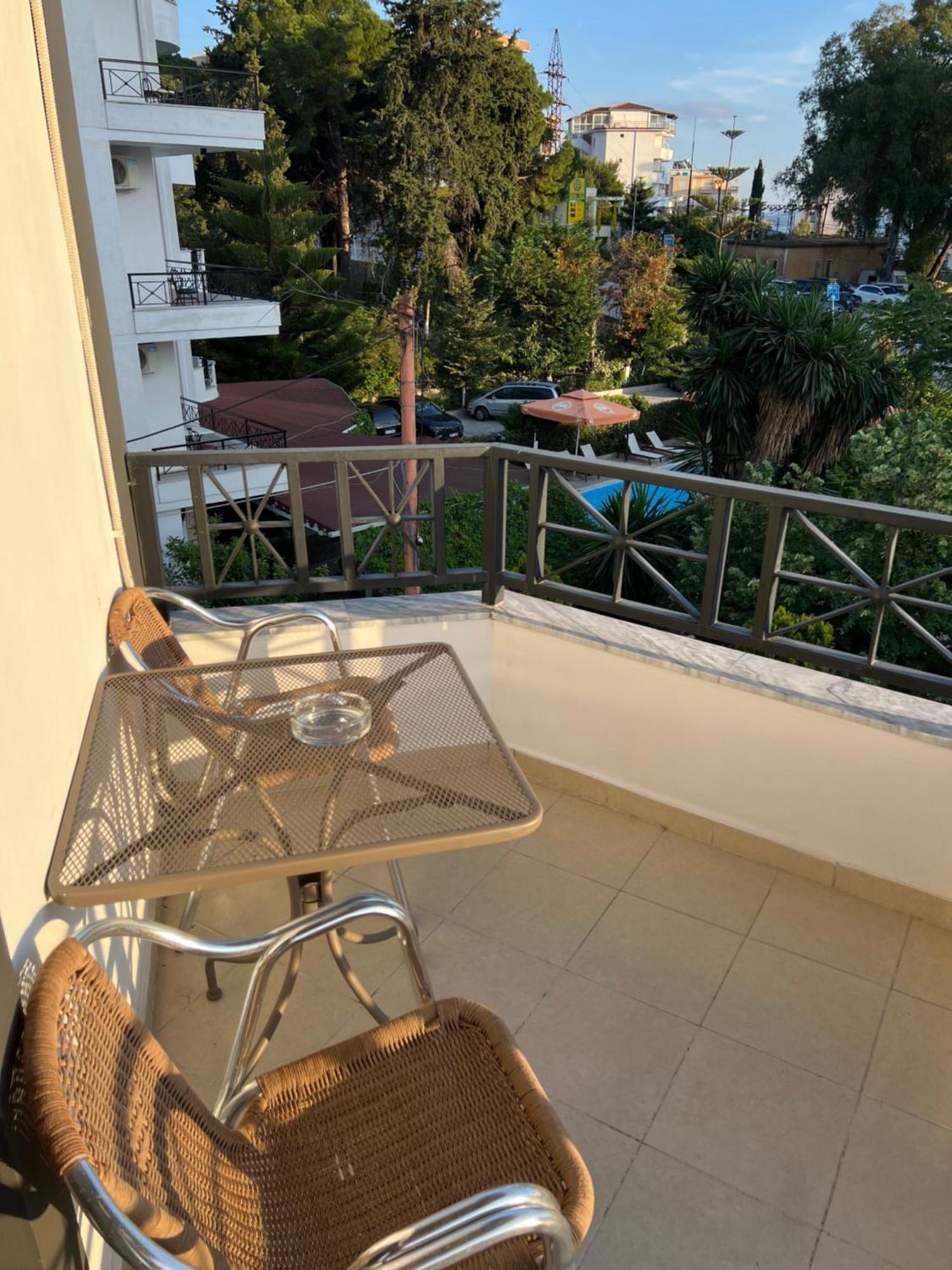 Privé City Hotel Sarandë Exterior foto